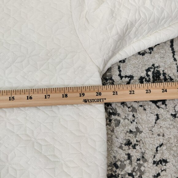 mySTYLE Women's Quilted Sweater Size S White Casual Activewear Outerwear Simple - Picture 7 of 8